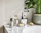 Стакан для зубных щёток Joseph Joseph EasyStore Luxe, нержавеющая сталь, серебристый — фото 7
