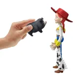 Mattel Disney Pixar Toy Story — интерактивная фигурка Джесси 30 см с разговором (англ.) JKL99 — фото 3