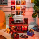MGA Entertainment MGA's Miniverse — виниловый проигрыватель Real Music Record Player 254249 — фото 4