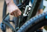 Набор для ремонта бескамерных покрышек Crankbrothers Cigar Tool черно-серебристый — фото 3