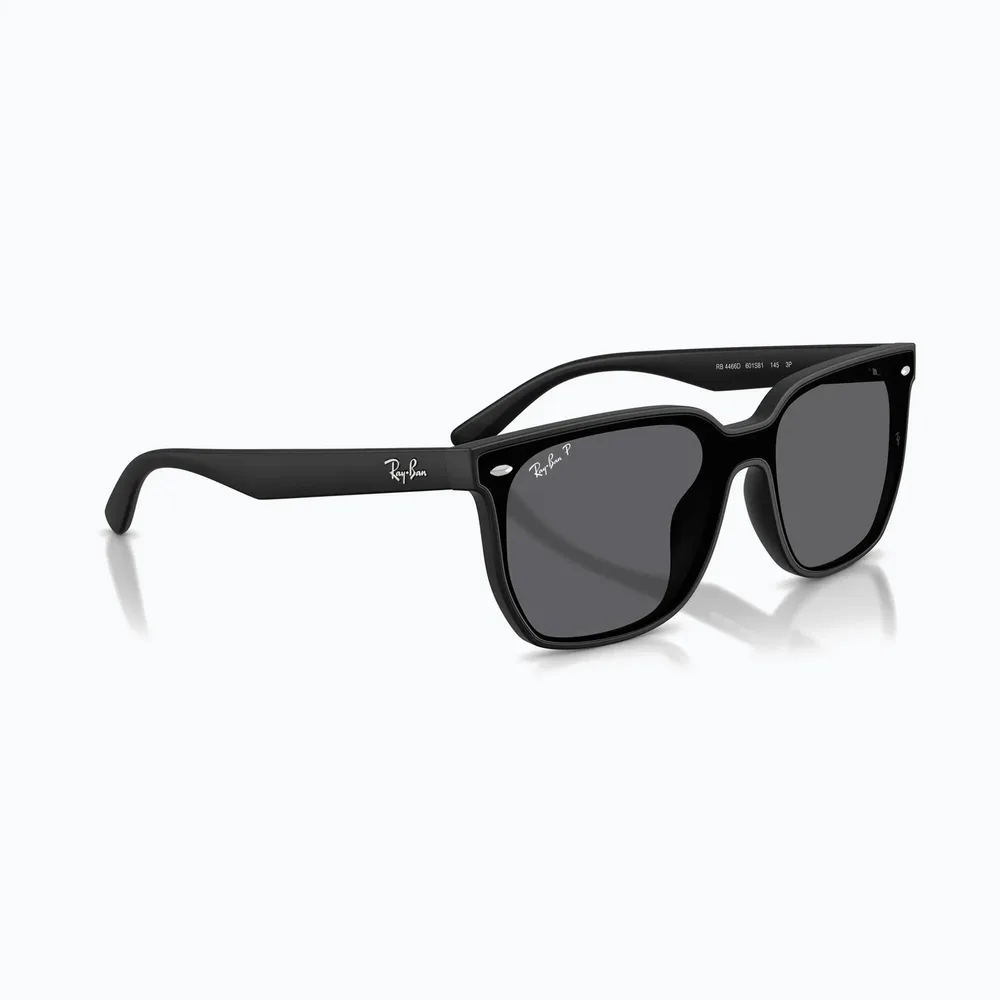Солнцезащитные очки Ray-Ban RB4466D
