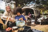 Quechua Набор для салата: миска 3,5 л с крышкой и деревянными столовыми приборами, 4 предмета — фото 6