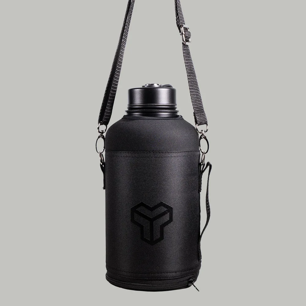 Бутылка Nomad 1800 мл STRIX