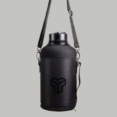 Бутылка Nomad 1800 мл STRIX