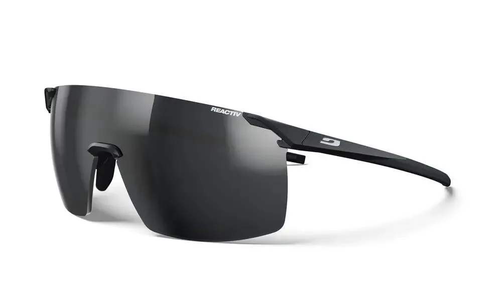 Фотохромные очки Julbo Faster M, Reactiv 0-3, чёрные