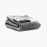 Салфетка полировочная Muc-Off Premium Microfibre серая — фото 1