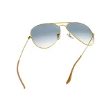 Солнцезащитные очки Ray-Ban Aviator Classic золотистые с голубыми линзами — фото 6