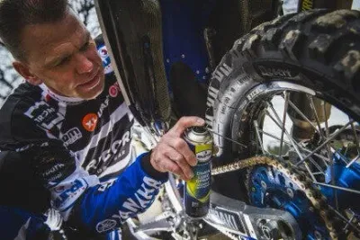 Смазка-спрей для цепи Eurol Chain Lube Cross and Off-Road 400 мл