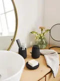 Zone Denmark Стакан для зубных щеток Nova One из фарфора, Ø 8 × В 10 см, Чёрный — фото 4