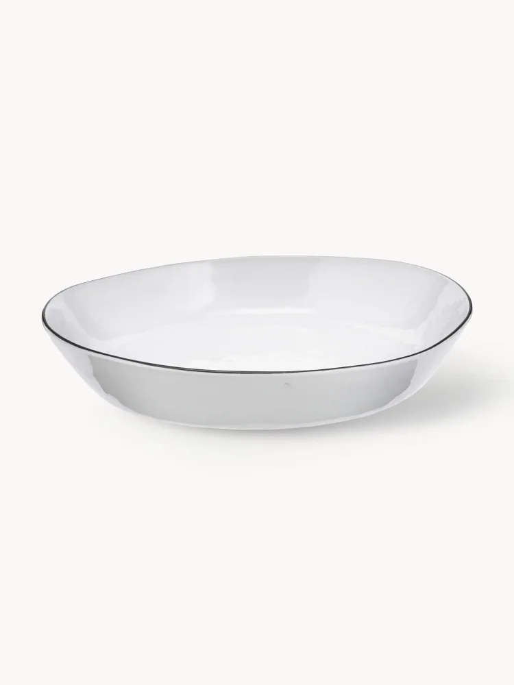 Broste Copenhagen Блюдо Salt с чёрным краем, фарфоровое, 24х22 см