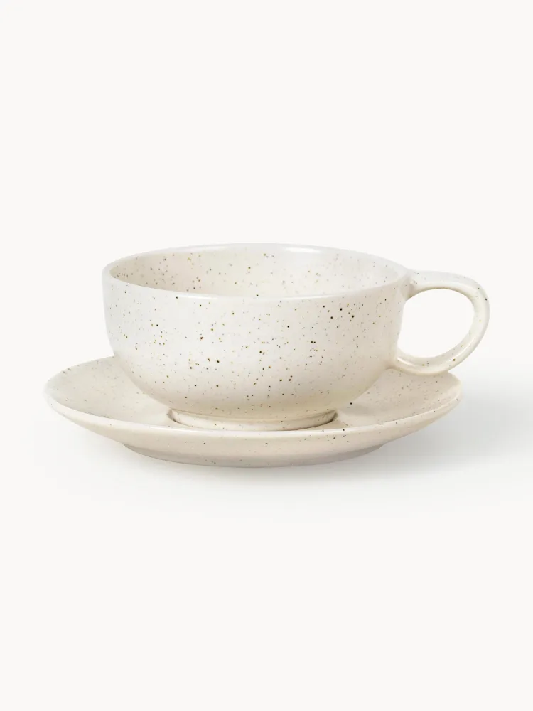 Broste Copenhagen Чашка с блюдцем Nordic Vanilla ручной работы