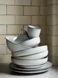 Broste Copenhagen Подставка для кухонных приборов Nordic Sand из каменной керамики — фото 4