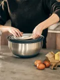 Joseph Joseph Набор мисок с крышками Nest из стали, 4 предмета — фото 4