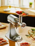 KitchenAid Насадка-мясорубка с колбасными трубками Artisan, 10 предметов — фото 4