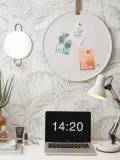 Present Time Доска магнитная настенная Perky для фото и заметок, металл с кожаной петлёй, диаметр 50 см, белая с коричневым — фото 3