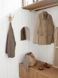 Cooee Design Вешалка настенная для одежды Woody из дуба, 18х29 см, вынос от стены 17 см, светлое натуральное дерево — фото 4