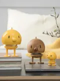 Hoptimist Статуэтка Bumble из дуба с сертификатом FSC, Ø 10 см, Светлое дерево натуральное — фото 2