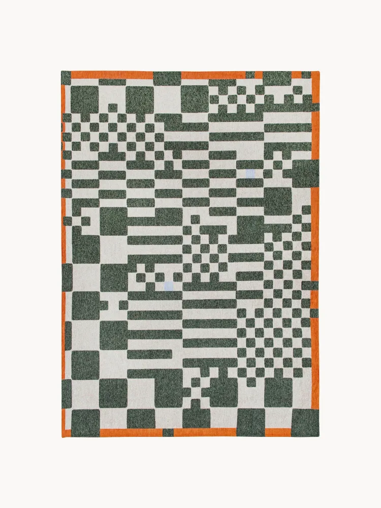 Louis de Poortere Ковер Chess жаккардовый для дома и улицы с рисунком шахматной клетки, 80х150 см, тёмно-зелёный с белым