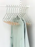 Mustard Made Комплект вешалок-плечиков Adult Top, 10 штук, Ш 39 × В 20 см, Шалфейный зелёный — фото 2