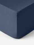 Westwing Collection Простыня на резинке Comfort Premium из хлопкового сатина, темно-синяя — фото 7
