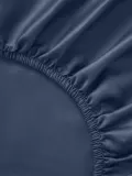 Westwing Collection Простыня на резинке Comfort из хлопкового сатина, темно-синяя — фото 8