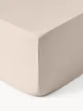 Westwing Collection Простыня на резинке Comfort из хлопкового сатина, бежевая, Ш 90 × Д 200 см, В 35 см, Бежевый — фото 7