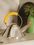 Alessi Чайник со свистком Bird из нержавеющей стали, 1 л, для всех типов плит, серебристый с жёлтым и оранжевым — фото 3