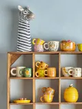 Bloomingville Mini Кружка детская Addy из каменной керамики с ручной росписью, 130 мл, диаметр 6 см, светло-бежевая — фото 2