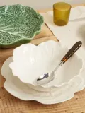 Bordallo Pinheiro Набор мисок Cabbage с ручной росписью в форме листа капусты, 2 предмета — фото 6