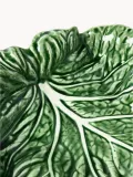 Bordallo Pinheiro Блюдо Cabbage с ручной росписью, в форме листа капусты, крупное — фото 5