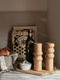 Мельница для специй Broste Copenhagen Edgar из дуба, Ø 6 × В 20 см, Светлое дерево — фото 2