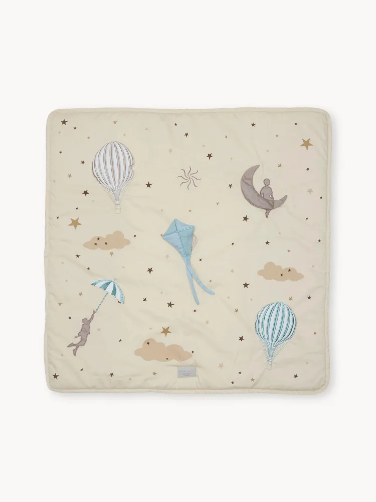 Cam Cam Copenhagen Развивающий коврик Dreamland хлопковый с пищалкой и погремушкой, 80 x 80 см, кремово-белый с цветным рисунком