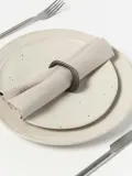 Кольцо для салфеток Ferm Living Flow из латуни, антрацитовое, набор 4 шт — фото 6