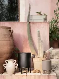 Ferm Living Кашпо на подставке Bau, 38 см, Ø 28 × В 38 см, Чёрный — фото 6