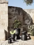 Ferm Living Кашпо Hourglass, высота 43 см, Ø 30 × В 43 см, Чёрный — фото 6