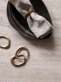 Кольцо для салфеток Ferm Living Flow из латуни, латунного цвета, набор 4 шт — фото 7