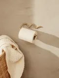 Ferm Living Держатель для туалетной бумаги Curvature настенный из латуни, Ш 15 × В 5 см, Латунный — фото 2