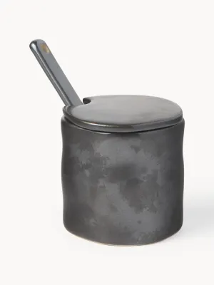 Ferm Living Банка для хранения с ложкой Flow из каменной керамики, 3 предмета