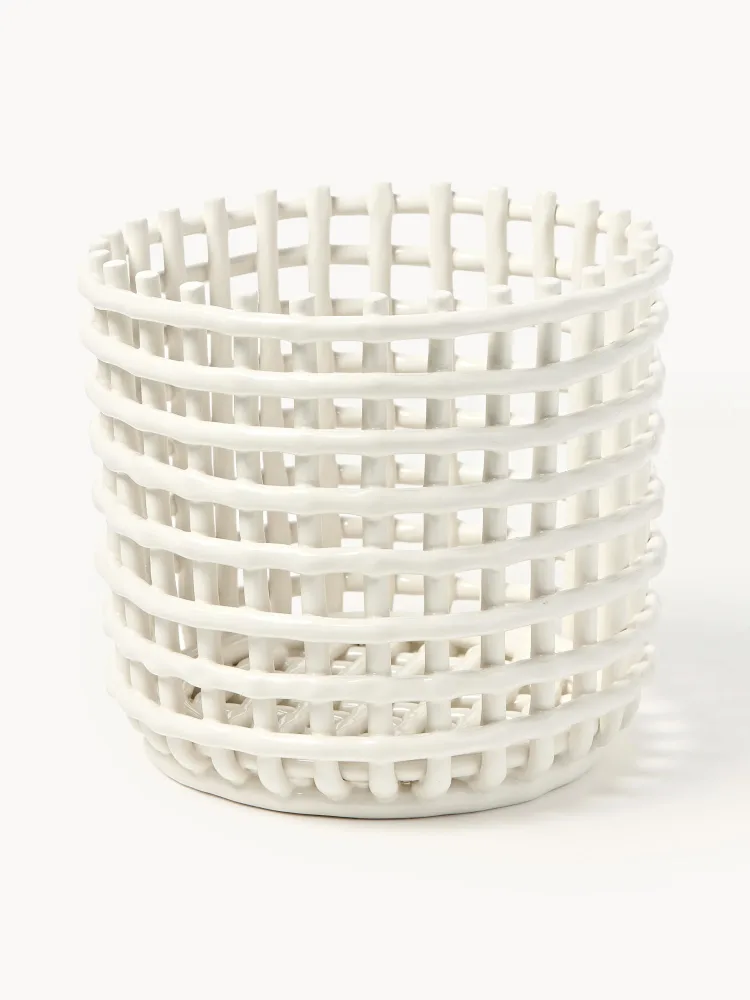 Ferm Living Корзина для хранения Nalan из керамики ручной работы, Ø 24 × В 21 см, Приглушённый белый