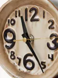 Hkliving Часы настольные Retro из керамики с ручной росписью циферблата, 15х24 см, бежевые — фото 2