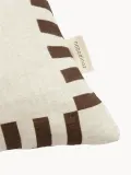 Nobodinoz Подушка декоративная Vibes изо льна квадратная, 42х42 см, молочно-белая с коричневым — фото 2