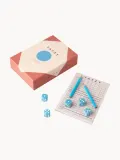 Printworks Настольная игра в кости Yatzy Dice с пятью кубиками и блоком бланков, до 6 игроков, 16х12х4 см, персиковая с синим — фото 1