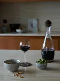 Кувшин Sagaform Nature из выдувного стекла с корковой крышкой, 1,5 л — фото 2