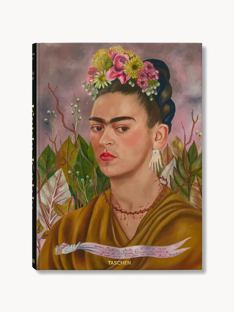 TASCHEN Книга-альбом Frida Kahlo. The Complete Paintings формата XXL, 152 картины, 624 страницы, 29 х 40 см