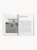 TASCHEN Книга-альбом Helmut Newton о фотографии, элегантности и стиле, твёрдый переплёт, 192 страницы, 14 х 20 см — фото 6