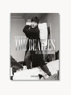 TASCHEN Книга-альбом The Beatles on the road 1964–1966 с фотографиями Харри Бенсона, твёрдый переплёт, 192 страницы, 14х20 см