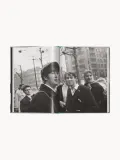 TASCHEN Книга-альбом The Beatles on the road 1964–1966 с фотографиями Харри Бенсона, твёрдый переплёт, 192 страницы, 14х20 см — фото 3