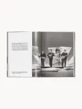 TASCHEN Книга-альбом The Beatles on the road 1964–1966 с фотографиями Харри Бенсона, твёрдый переплёт, 192 страницы, 14х20 см — фото 4