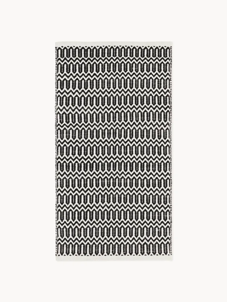 Westwing Collection Ковер уличный Rune ручного плетения с геометрическим узором, 120х180 см, чёрный с молочно-белым