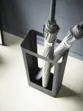 Yamazaki Подставка для зонтов Tower со съёмным поддоном — фото 5
